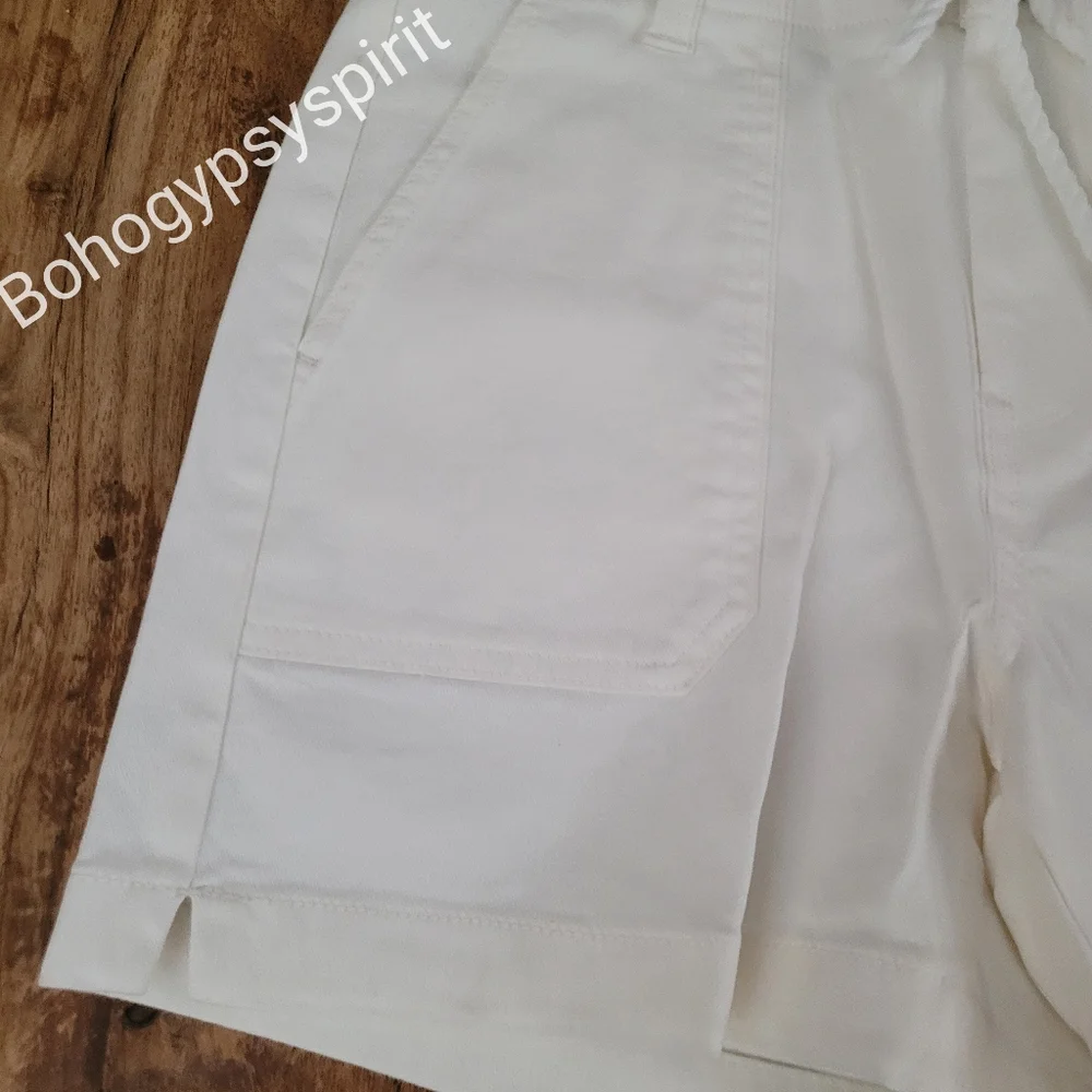 $60 L.T.J Letter to Juliet High Rise Chino Shorts, Small Off White